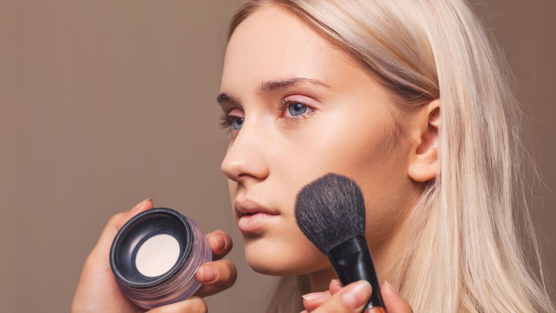 Beauty-Sünde: Falsche Make-up-Farbe