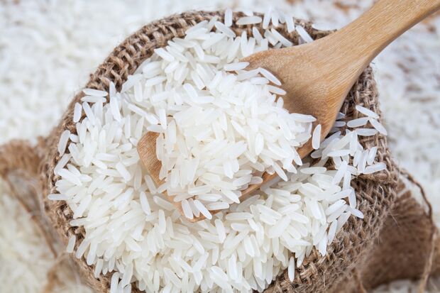 Close,Up,The,Rice,On,Wood,Spoon,Put,On,The