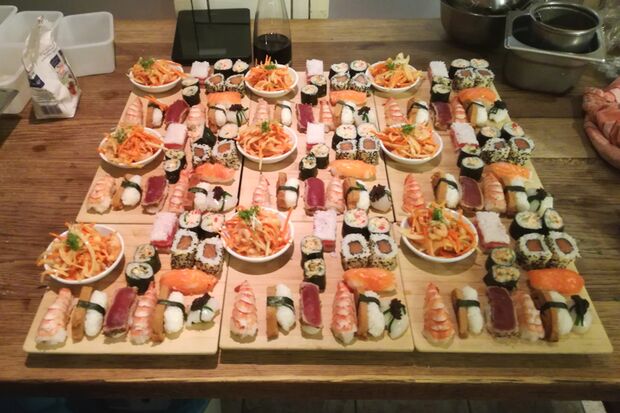 Das haben die Sushi-Kurs-Teilnehmer alles selbst gezaubert