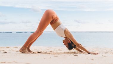 Diese 7 Yoga-Posen machen schlank