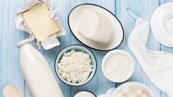 Milchprodukte können bei Bestehen einer Laktoseintoleranz zu unangenehmen Nebenwirkungen führen