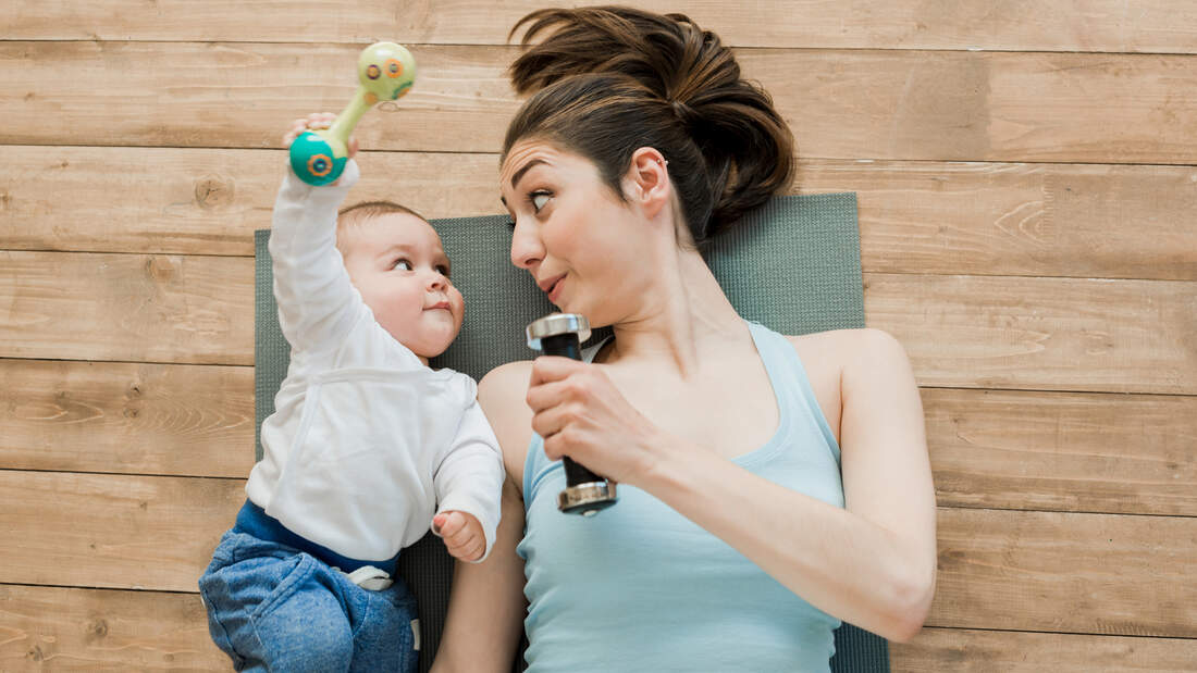 8 Tipps Fur Das Training Mit Baby Women S Health