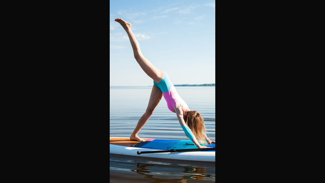 Stand up Paddle Yoga