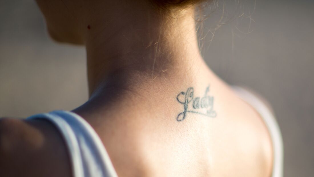 Tattoo Sprüche liegen bei Frauen im Trend