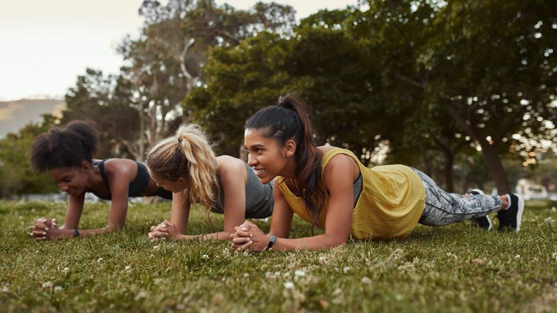 Plank-Challenge-60-Sekunden-Unterarmst-tz-am-Tag-wirken-Wunder