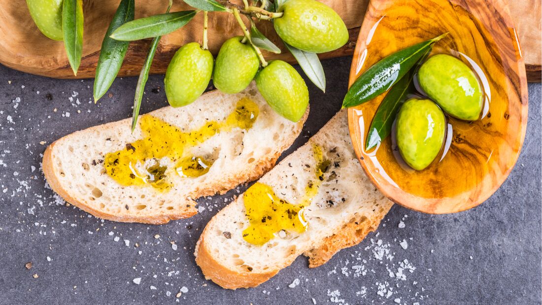 4 Gründe, warum du mehr Olivenöl verwenden solltest